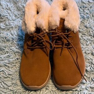 Skechers on the Go woman’s boots